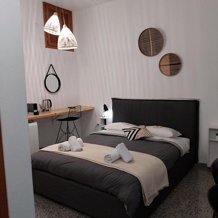 Homdwell Fine Living 2 Apartman Ermúpoli Kültér fotó